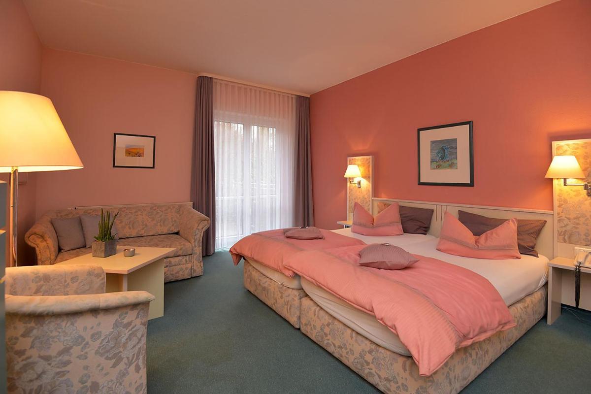 Altstadthotel An Der Werra Майнинген Екстериор снимка